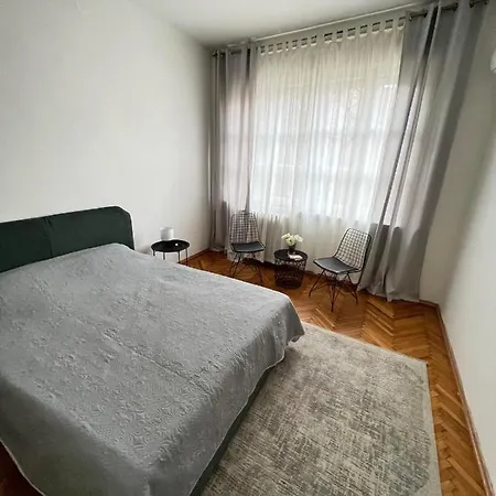 Appartement M'S Place 2, Lovely Apartment In The Very Heart Of Skopje *