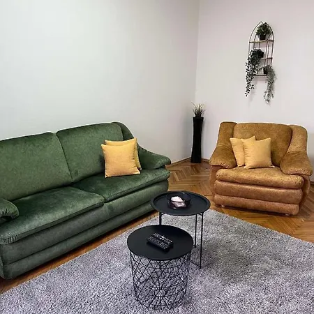 M'S Place 2, Lovely Apartment In The Very Heart Of Skopje